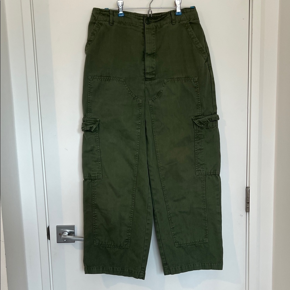 Universal Thread Olive Cargo Pants - Deep Green Utility Trousers